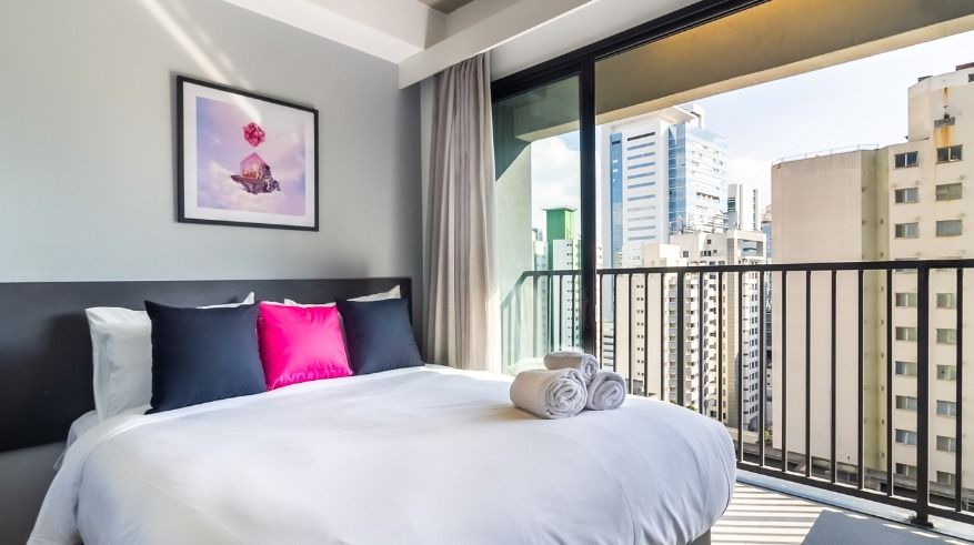 STUDIO MOBILIADO 18m² na BELA VISTA