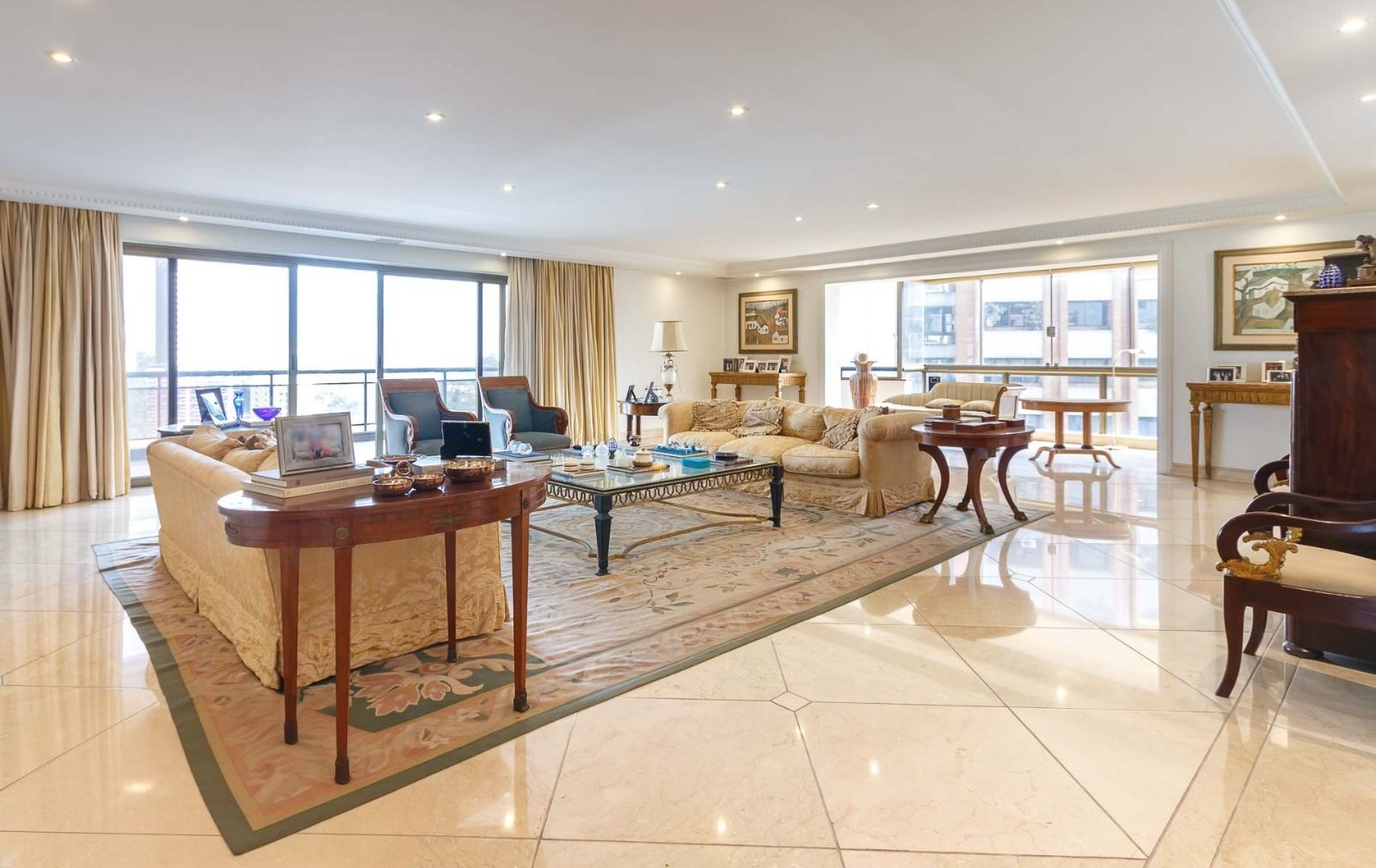 Apartamento Higienópolis com 420mts - 04 dormitórios