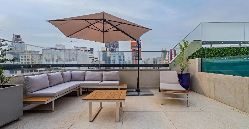 COBERTURA REFORMADA 246 m² com 4 DORMITÓRIOS no ITAIM