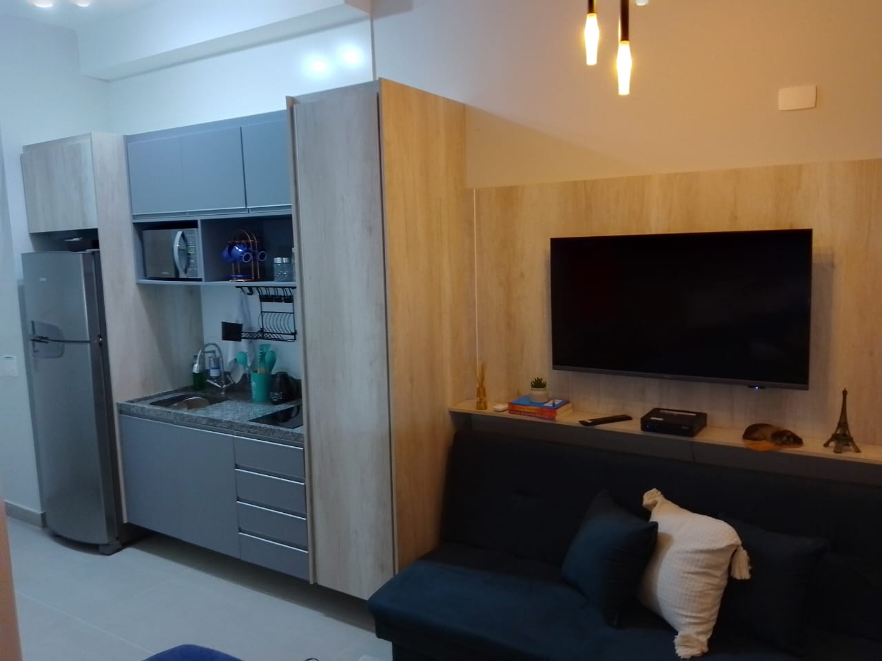 STUDIO MOBILIADO 25m² em Pinheiros