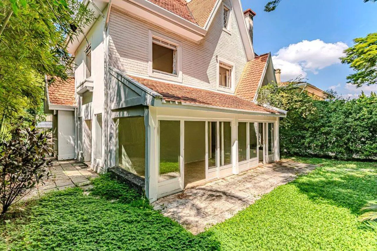 Casa com 4 quartos, 370 m²- Jardim América