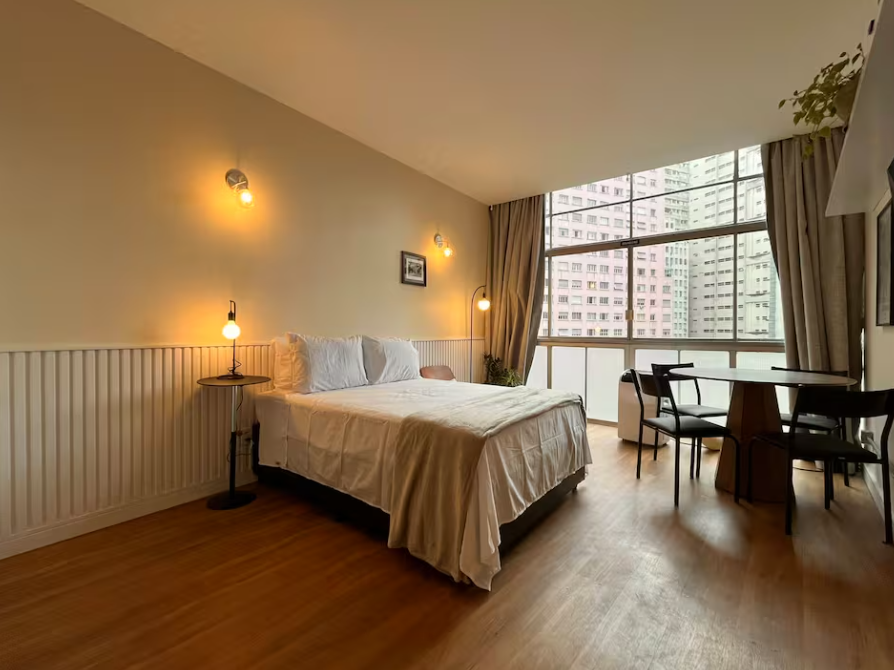 STUDIO MOBILIADO 32m² NO CENTRO