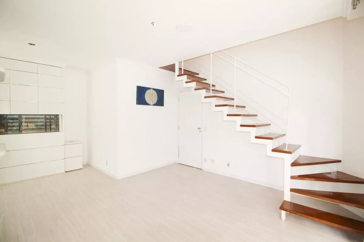 DUPLEX 74m² com 2 SUITES e 1 VAGA em MOEMA