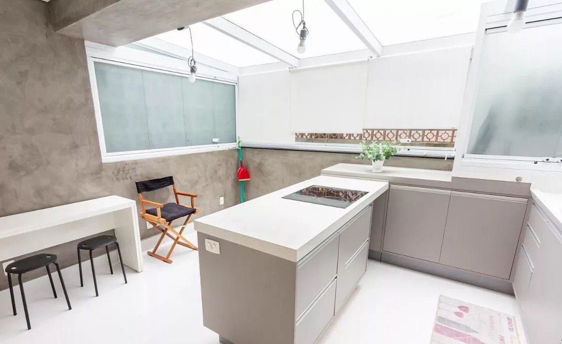 STUDIO MOBILIADO 35m² em PERDIZES